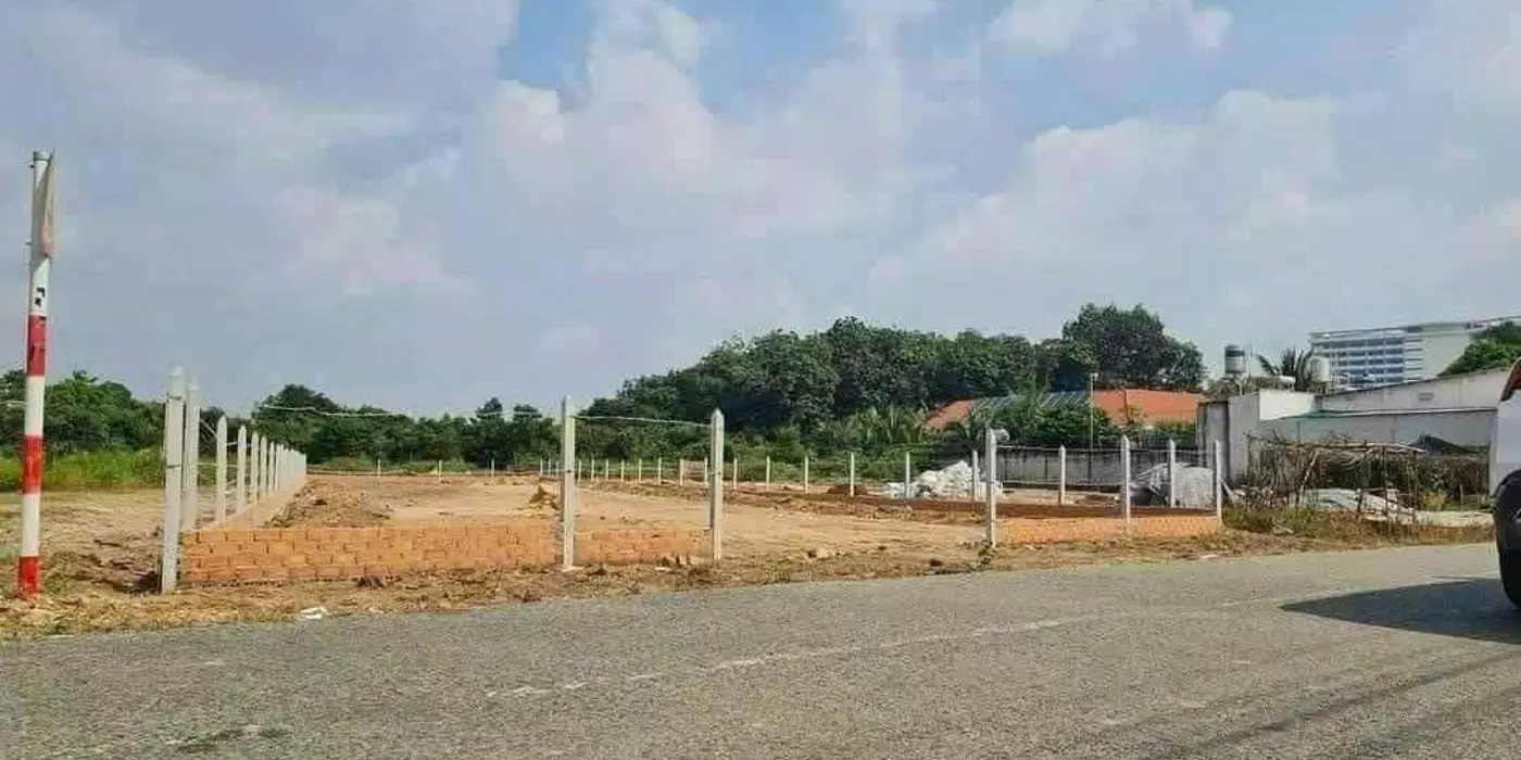 Mặt tiền đường DX 080 Định Hòa, Thủ Dầu Một, Bình Dương.
