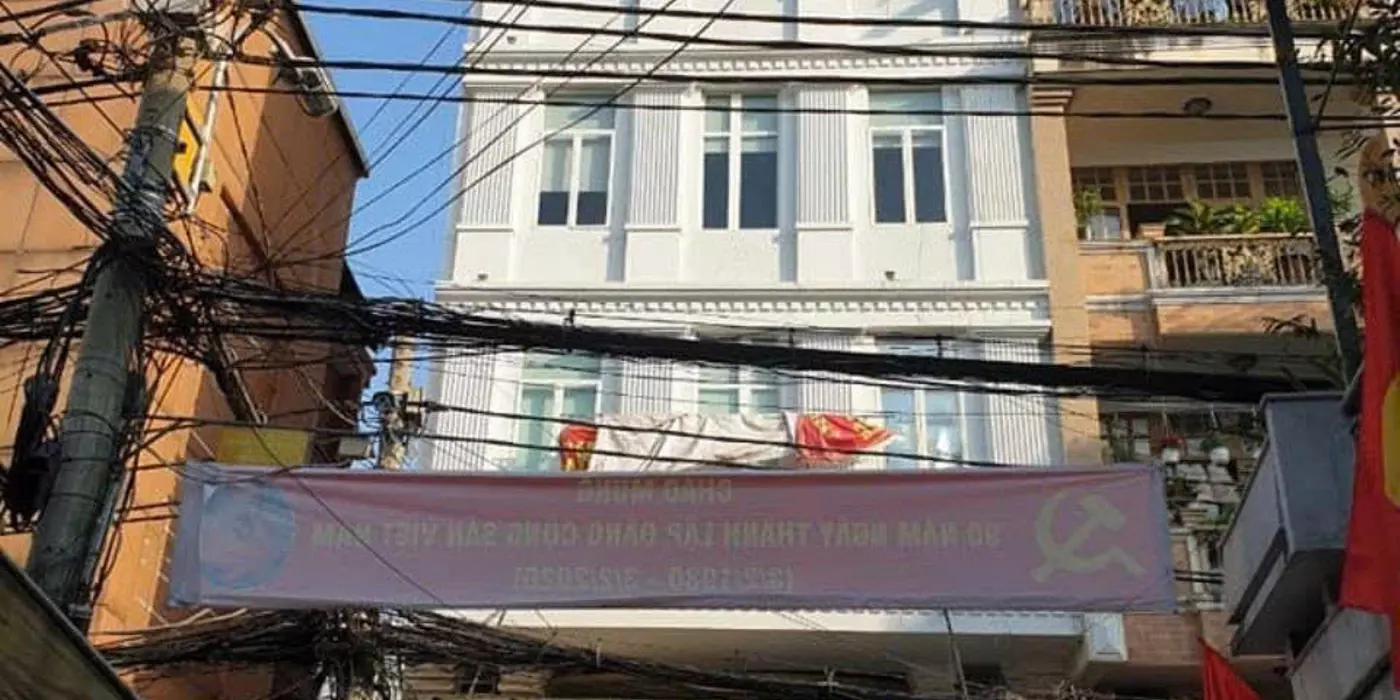 Bán tòa nhà VP 6 tầng Q1 Góc 2MT Đinh Công Tráng HĐT 200tr/tháng