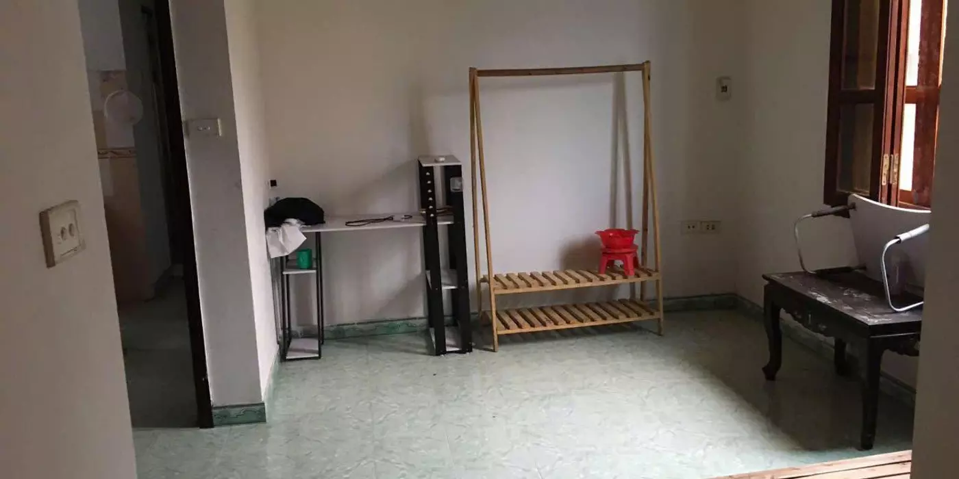 Chính chủ cho thuê Phòng full đồ số nhà 46, ngõ 15 phương mai, Đống Đa, Hà Nội.