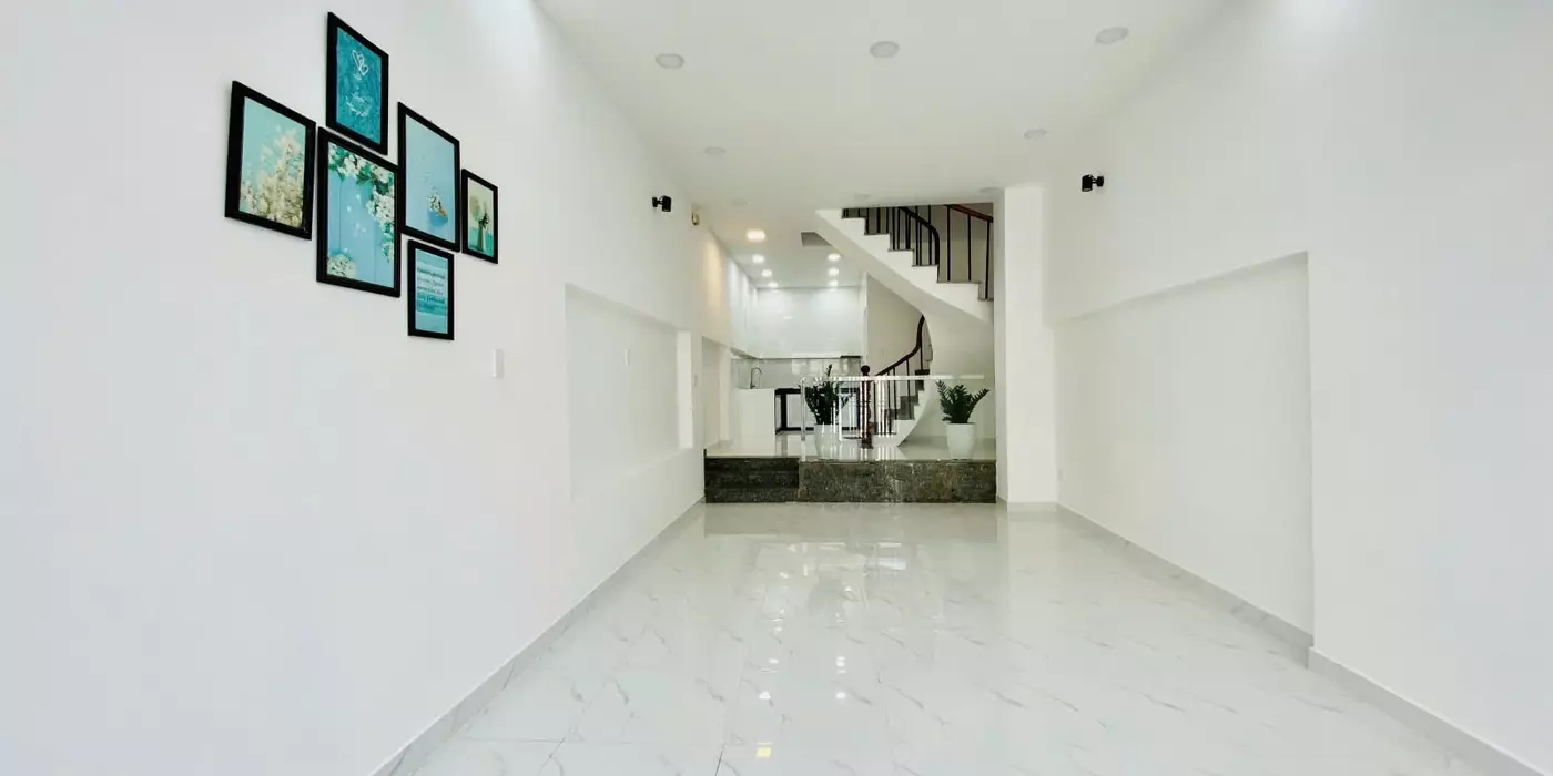 Hiếm, Hẻm xe hơi, khu phân lô, nhà mới ở ngay, 3 tầng, 3 phòng ngủ, Diện tích 64m2 chỉ 5.95 tỷ