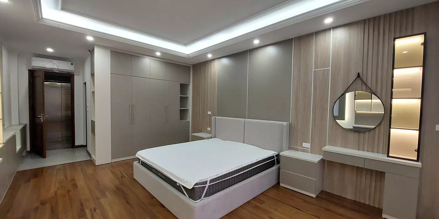 💥Ô tô vào nhà, Phùng Chí Kiên 50m 7T thang máy, Đẹp vô đối, 17.7 Tỷ💥
