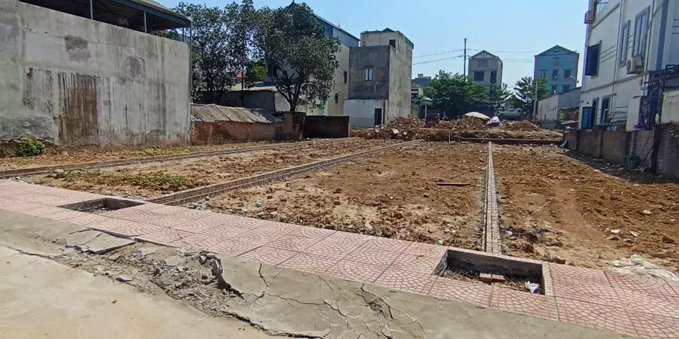 Dưới 2 tỷ tìm khách mua lô Thiên Mã Vĩnh Lộc đường thông ô tô tránh