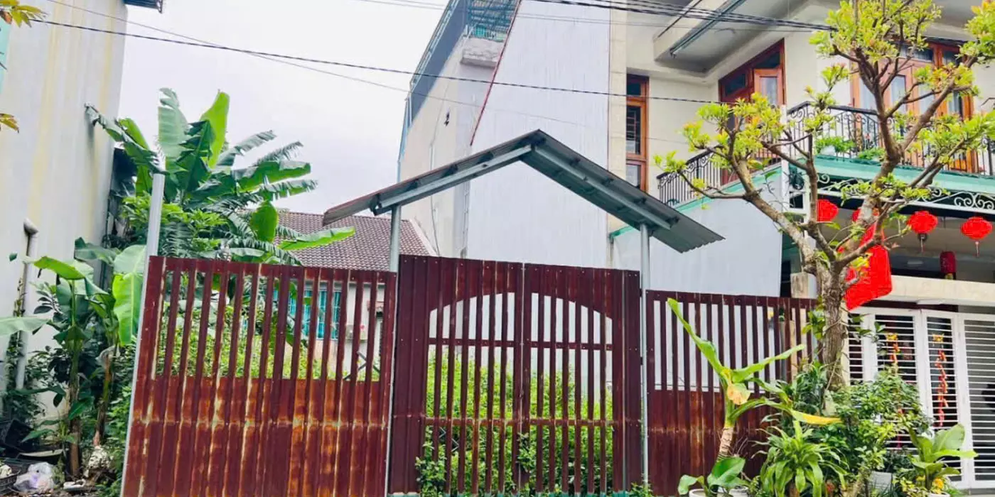 LÔ ĐẤT HIẾM NGAY CẦU NGUYỄN HOÀNG - KQH KIM LONG - KẸP MƯƠNG 3 MẶT THOÁNG. Giá chỉ 3 tỷ 2 XX