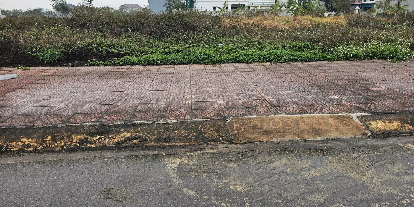 Bán gấp đất Biệt thư Siêu VIP KĐT Nam Vĩnh Yên, 348m2, đường 19,5m view Siêu Thị GO! VĨNH PHÚC
