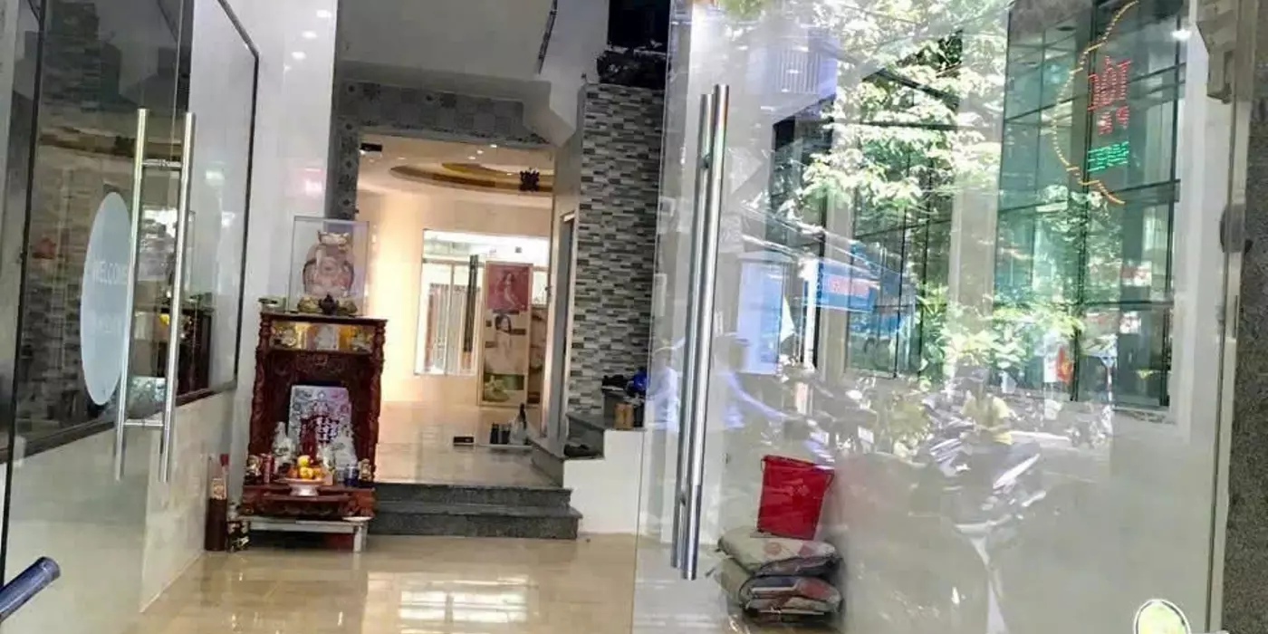 Sỡ hữu ngay ngay nhà mặt tiền đường Nguyễn Hoàng, Q.Hải Châu, TP. Đà Nẵng