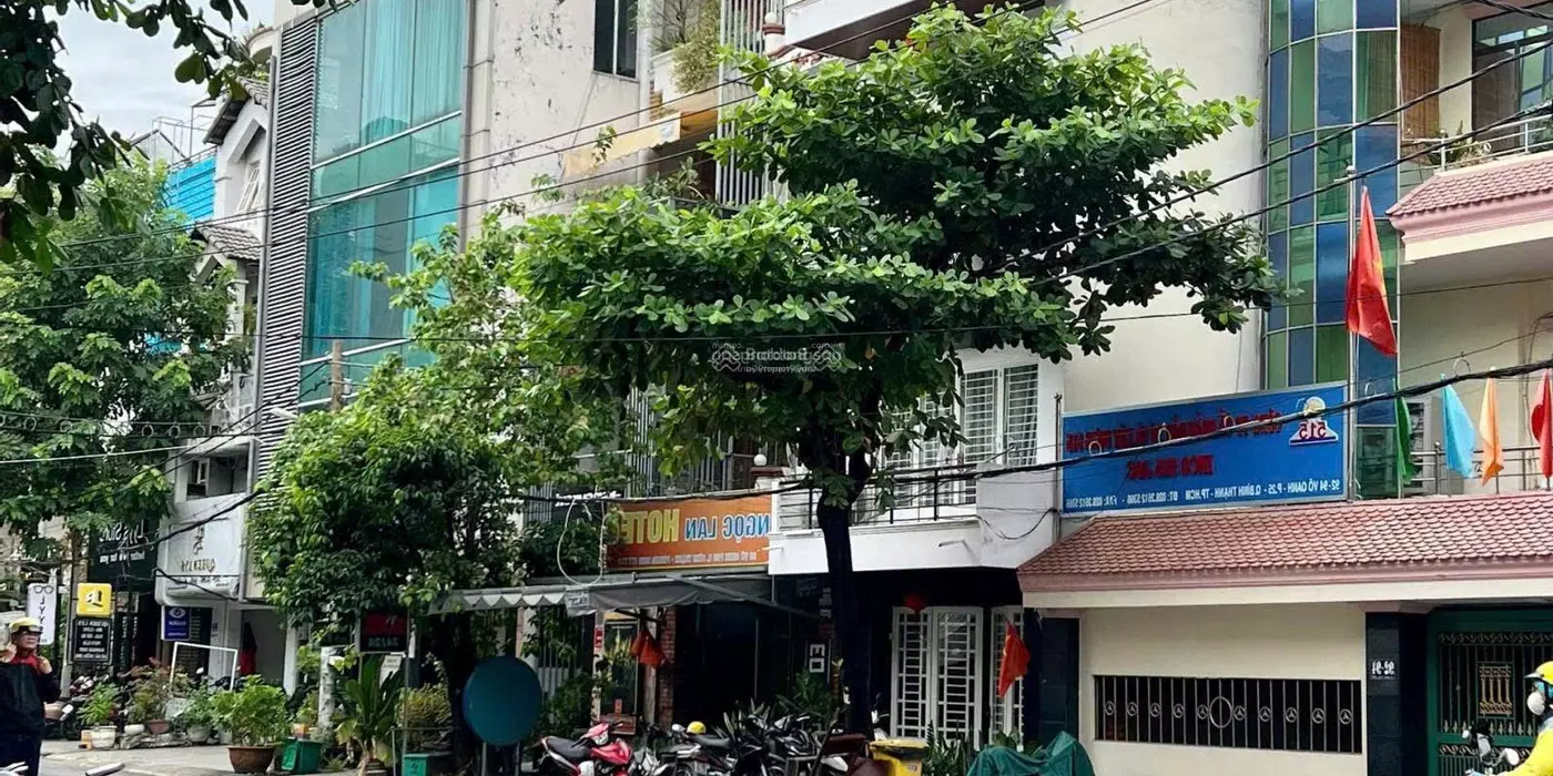 🔥 🔥 KET TIỀN NGỘP 12 TỶ BANK CẦN BÁN BIỆT THỰ GÓC 2 MẶT TIỀN NGUYỄN GIA TRÍ (D2) BÌNH THẠNH