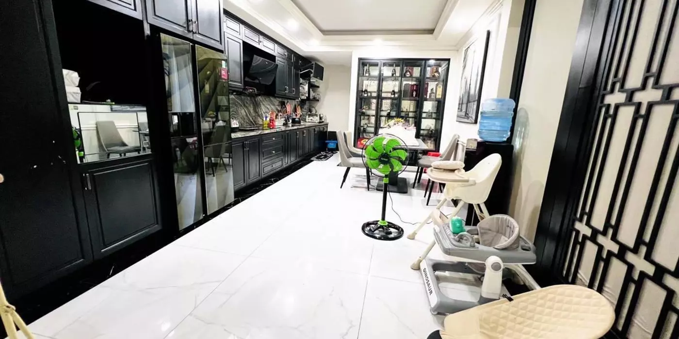 BÁN NHÀ 4 TẦNG, 60M2, Hẻm NGUYỄN TRÃI, QUẬN 5 - GIÁ 12 TỶ - SỔ HỒNG CHÍNH CHỦ