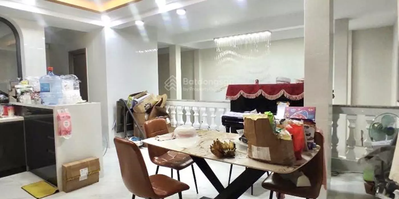 Nhà 4 tầng, 130m2, ngay Nguyễn Duy Trinh, ngang hiếm 7m, nhỉnh 8 tỷ