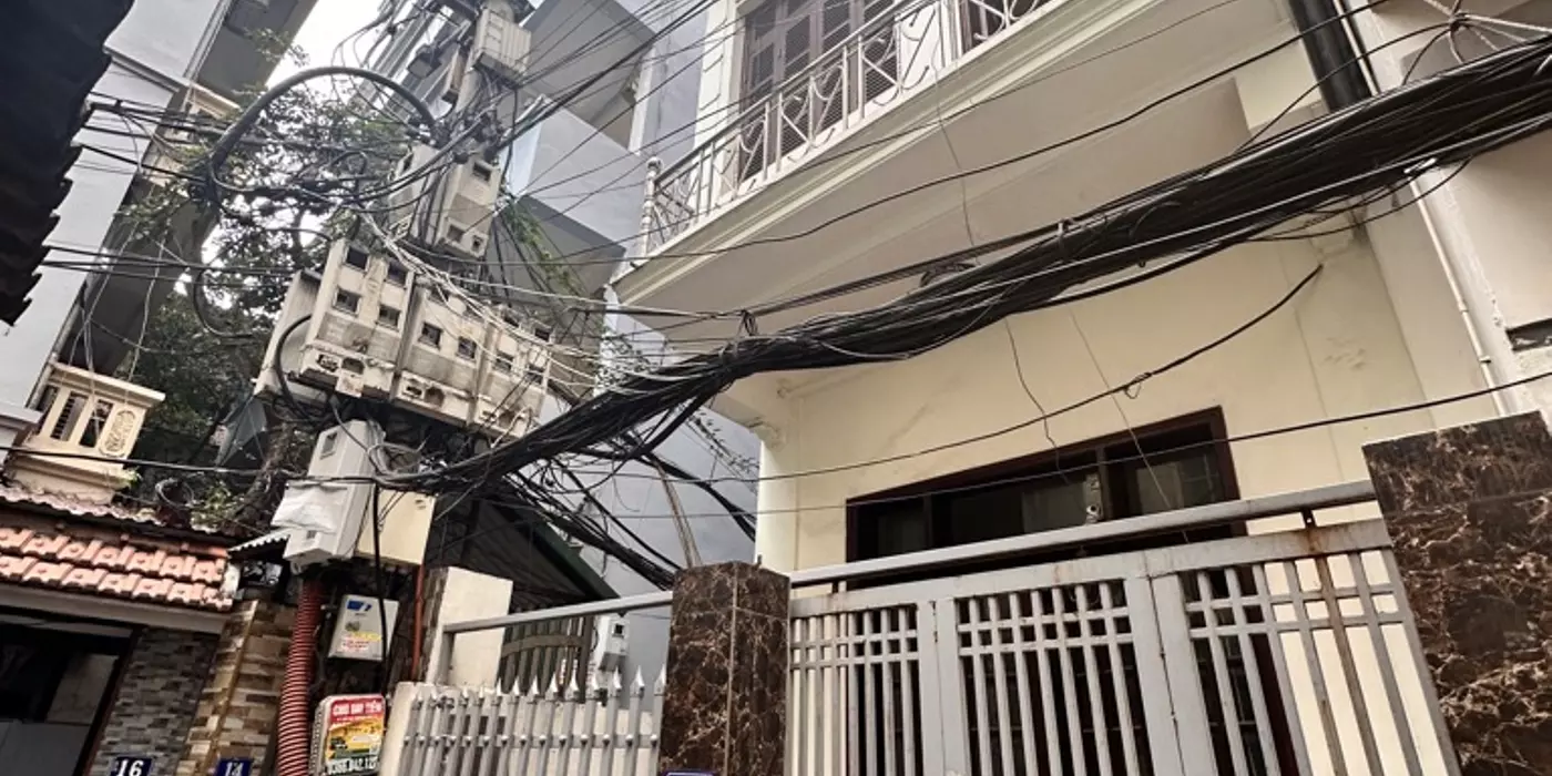 🏫 ĐƯỜNG LÁNG - NHÀ DÂN XÂY - 49M2 --  LÔ GÓC NGÕ THÔNG - 20M OTO - 100M MẶT PHỐ  🏫