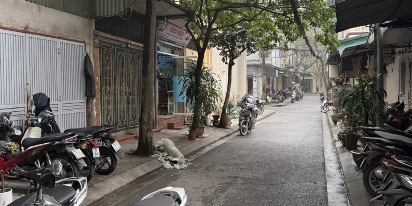 Bán 48M trần khát chân tặng nhà 3M ô tô dừng đỗ hai bà trưng