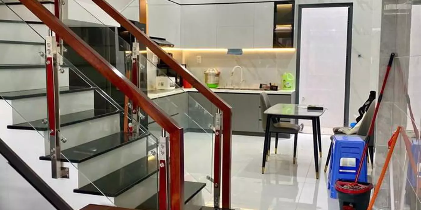 BÁN NHÀ 4 TẦNG, 66M2, HÒA HƯNG, Q.10, GIÁ 12 TỶ - VỊ TRÍ VÀNG, SỔ HỒNG CHÍNH CHỦ