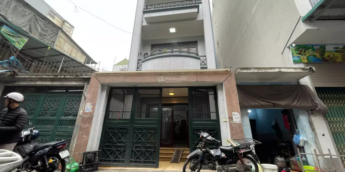 Hot!! Giá rẻ nhất Mặt Phố Quận Hai Bà Trưng KD, Ô Tô Tránh, 2 thoáng 82m2, MT: 5m Chỉ 20.8 tỷ