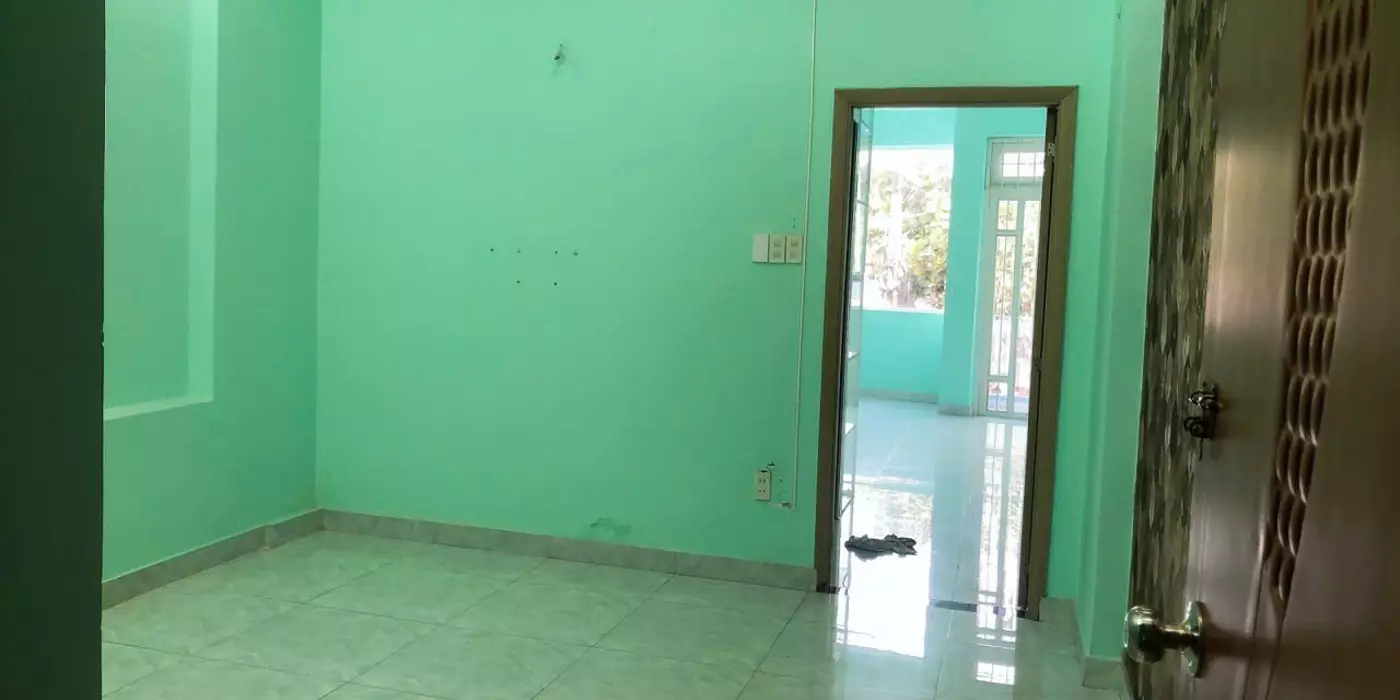 Bán nhà Mặt tiền Nguyễn Thái Bình - Út Tịch, khu K300, 4x18m, 3 tầng, HĐT 40tr,  18.8 tỷ.