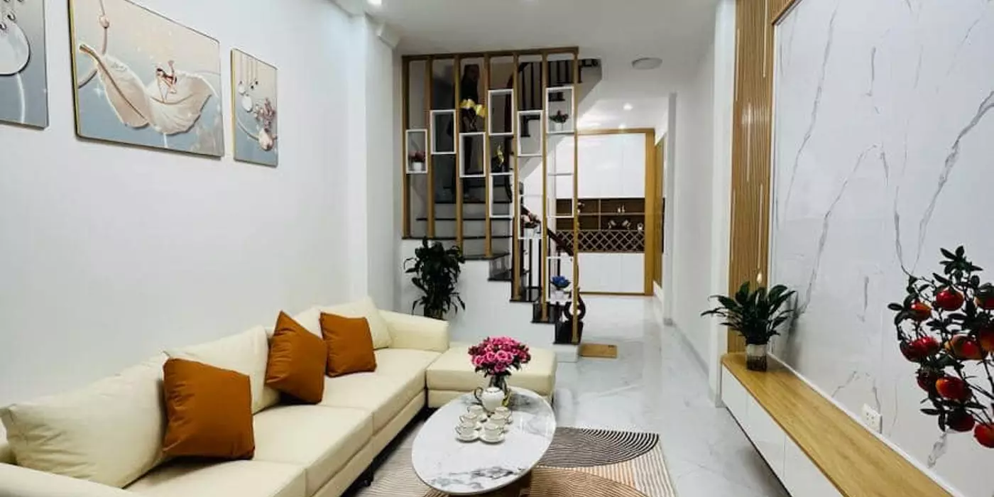 Bán nhà phố Hoàng Mai - Hoàng Văn Thụ 40m, 4 tầng, Giá: 6.95 tỷ. LH: 0937158386