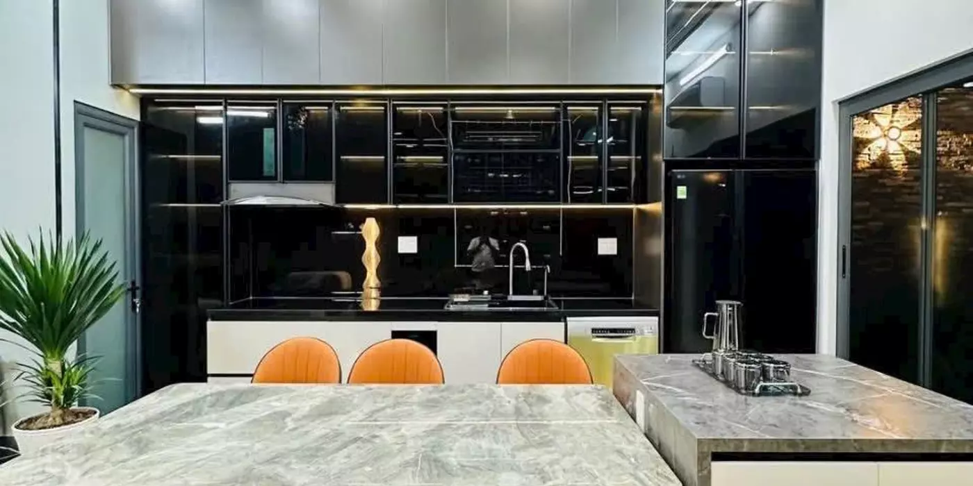 **Bán nhà mặt tiền Nguyễn Hồng Đào, phường 14, Tân Bình; 4x16 - 3 tầng