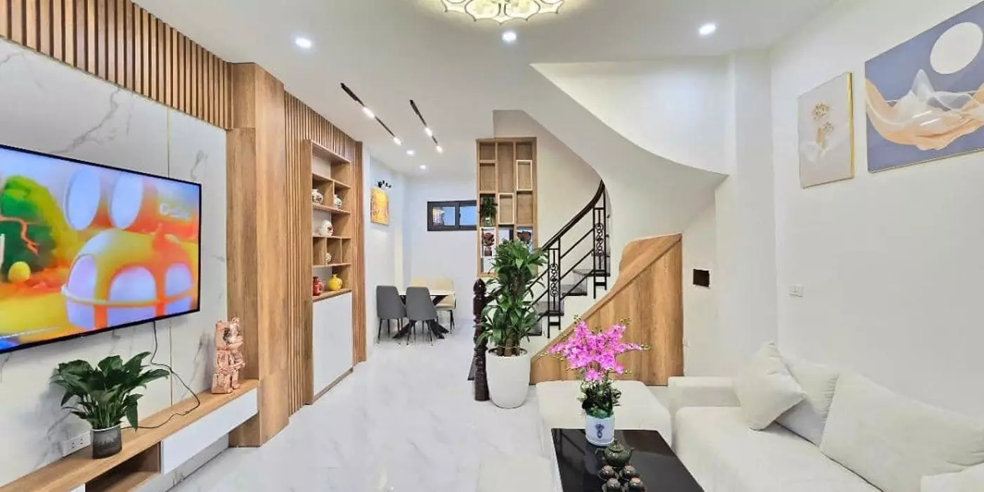 Bán nhà phố Minh Khai, Hai Bà Trưng 34m, 4 tầng, Giá: 8.68 tỷ. LH: 0937158386