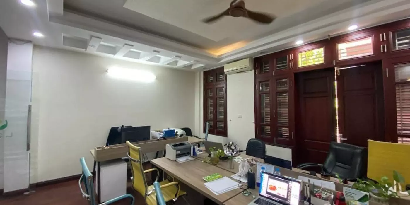 BÁN BIỆT THỰ LK 5T-75M-40.5TY-KĐT MỚI YÊN HÒA-CẦU GIẤY
YÊN HÒA-TRUNG KÍNH-BTLK PHÂN LÔ Ô TÔ CHẠY