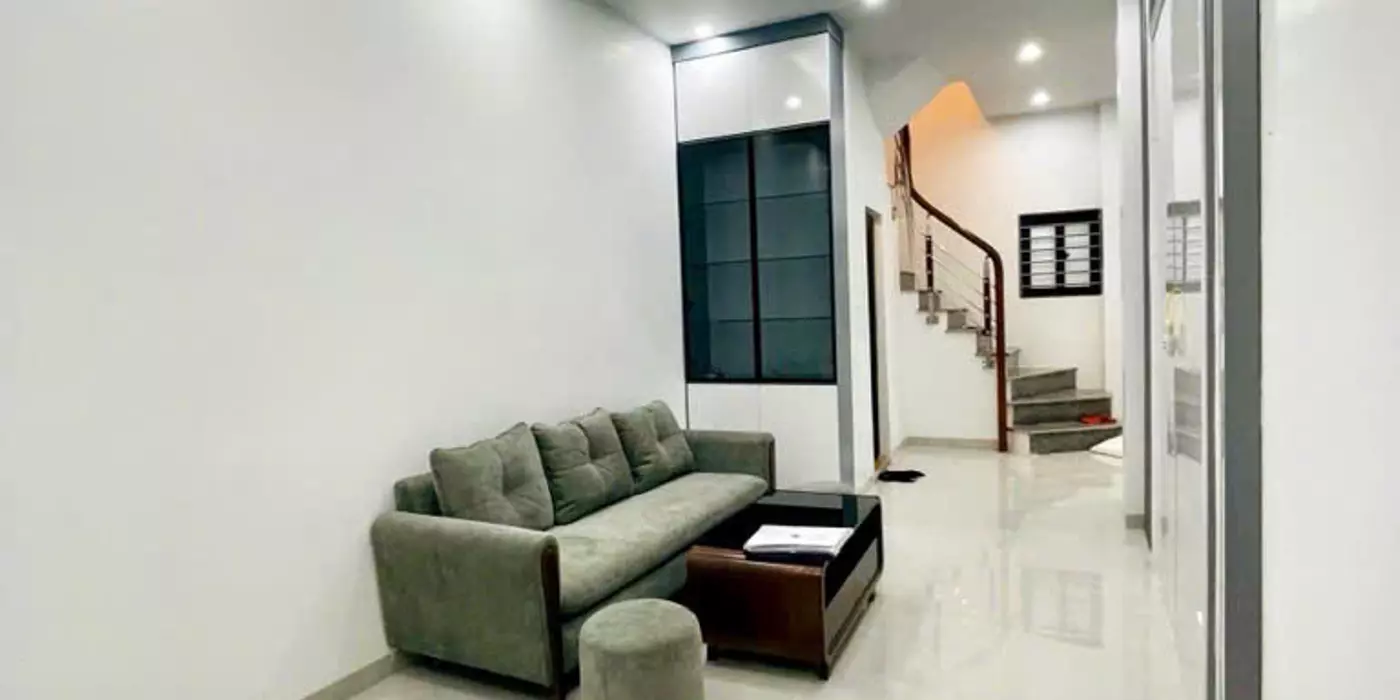 Em Bán Nhà Kim Mã / 5 Tầng 38m2 dân xây -7x tỷ