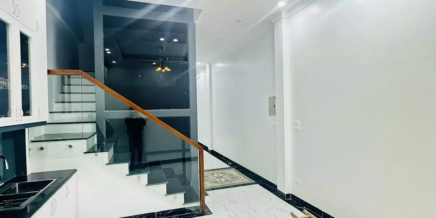 💥💥💥Đường to Thang máy Nguyễn Khánh Toàn 55m 5T Mới tinh Ban công, 13 tỷ