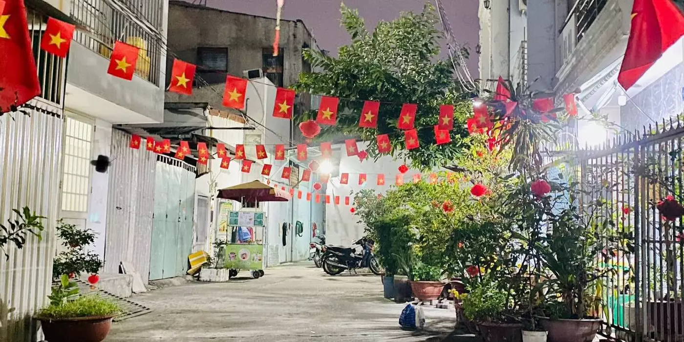 HUỲNH TẤN PHÁT QUẬN 7 - CÁCH Q.1 CHỈ 10 PHÚT - NHÀ ĐẸP HXH VÀO NHÀ - 61M2 (4.5x13.5) - NHỈNH 6 TỶ