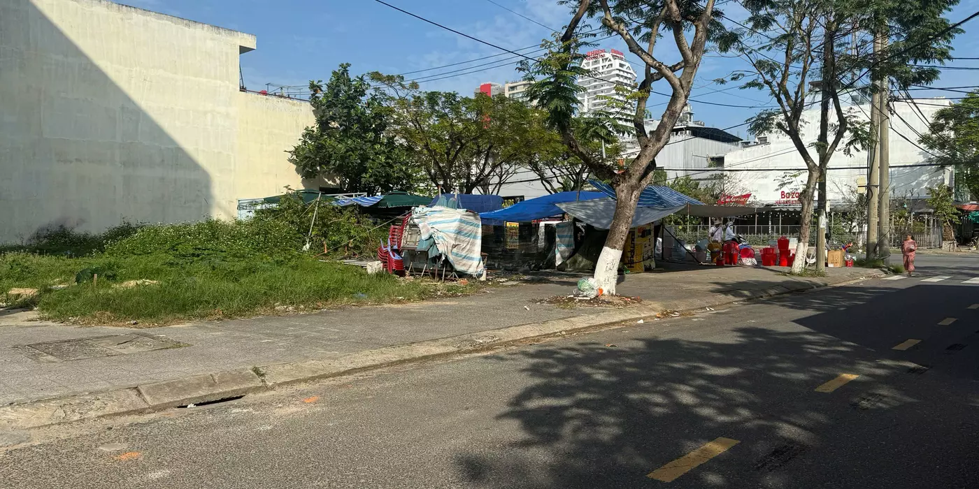GẤP Chính Chủ chốt lỗ Lô mặt tiền Hồ Nghinh 129m2, ngang 4,7m, phù hợp cho thuê kinh doanh