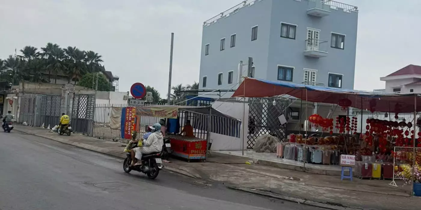 SIÊU PHẨM MẶT TIỀN TRẦN VĂN MƯỜI (15x36) – NHÀ 3 LẦU BỀ THẾ – TRUNG TÂM SẦM UẤT HÓC MÔN