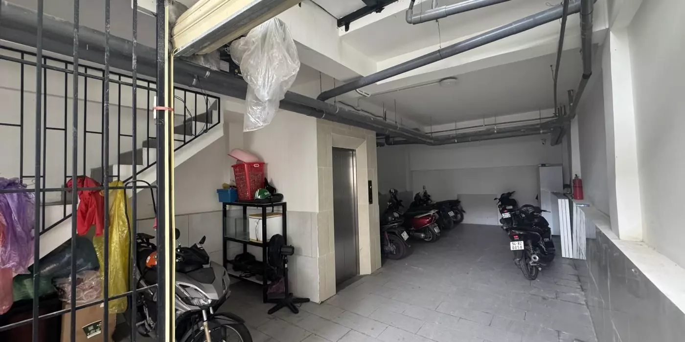 GẤP BÁN 5 TẦNG-100m2(5x20)-DÒNG TIỀN TỰ KHAI THÁC 50tr/th
VỊ TRÍ ĐẸP SIÊU ĐỈNH -XUNG QUANH TIỆN