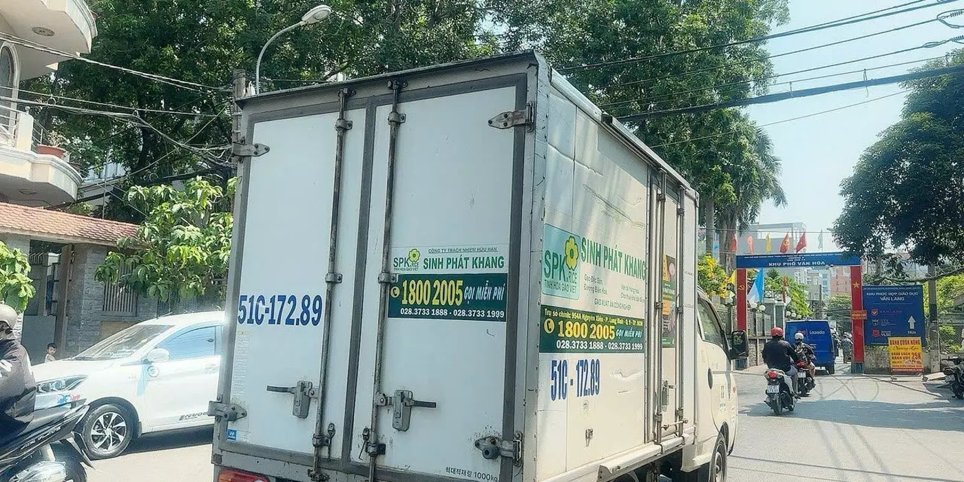 Bán nhà hẻm 12m Dương Quảng Hàm ngang 6m 102m2 3 tầng KD tốt ngay ĐH Văn Lang 19.5 tỷ.