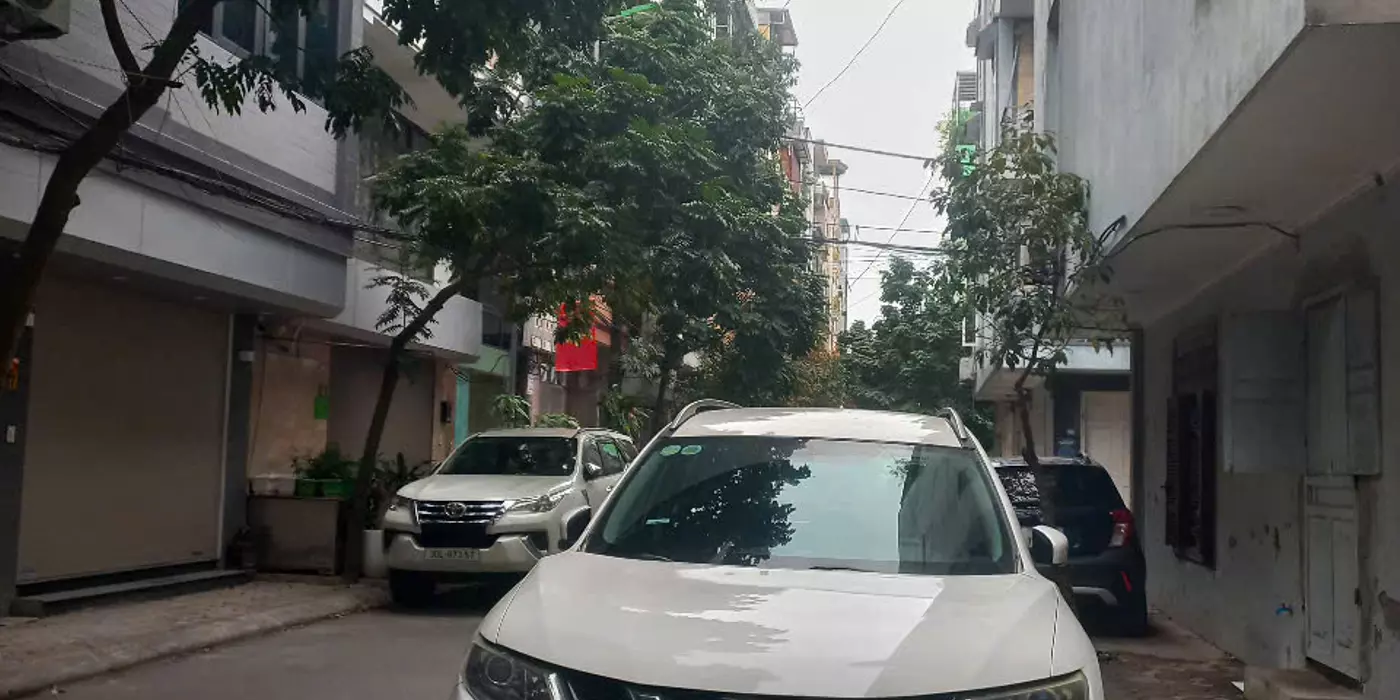 BÁN NHÀ CHIẾN THẮNG, DT38M2 4T, PHÂN LÔ VỈA HÈ OTO TRÁNH, KINH DOANH ĐA DẠNG, 13.X TỶ