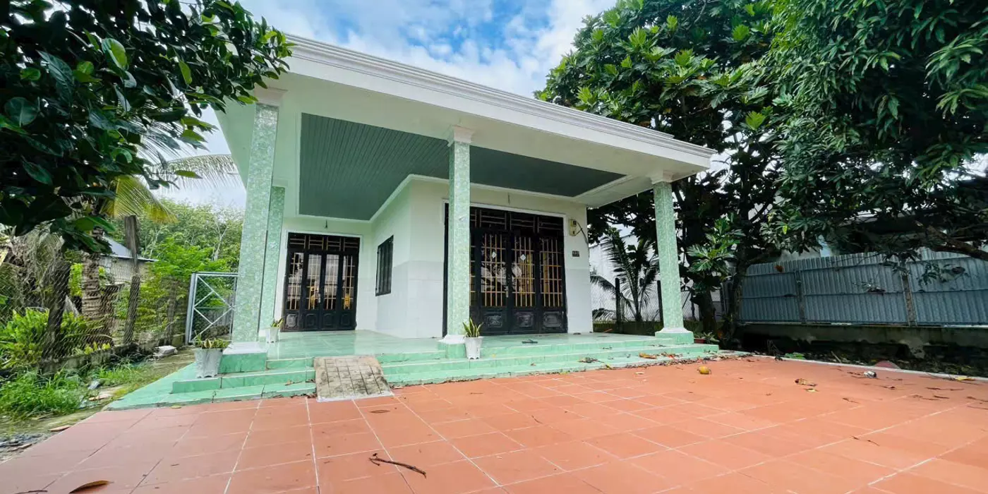 Bán nhà sân rộng hẻm tỉnh lộ 7, xã Phước Thạnh tdt 389,5m2 full thổ giá 3,4 tỷ