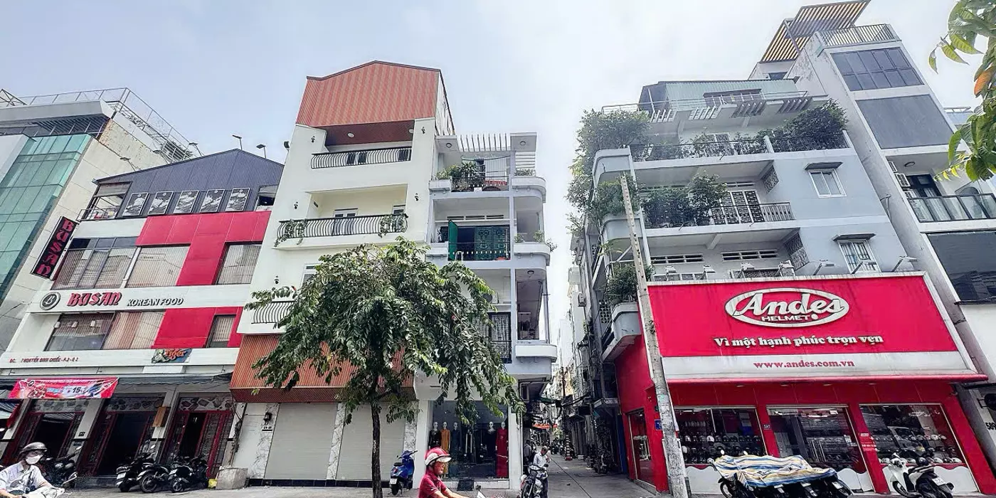 BÁN NHÀ MẶT TIỀN KD Đ.NGUYỄN ĐÌNH CHIỂU, P.BÀN CỜ, QUẬN 3 - NGANG HIẾM 6M*10M - CHÍNH CHỦ* LIÊN HỆ