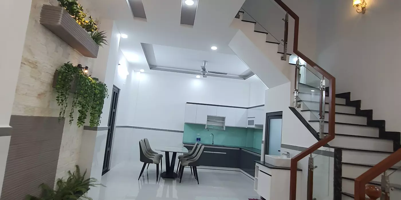 Bán nhà góc hai mặt tiền đường 11 Trường Thọ Thủ Đức TPHCM,LH 0909428959