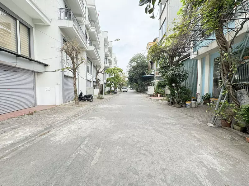 CHỦ NGỘP - Giảm sốc 113m2 nở hậu Trâu Quỳ - Đối diện Metropolitan - Sổ đỏ sẵn công chứng