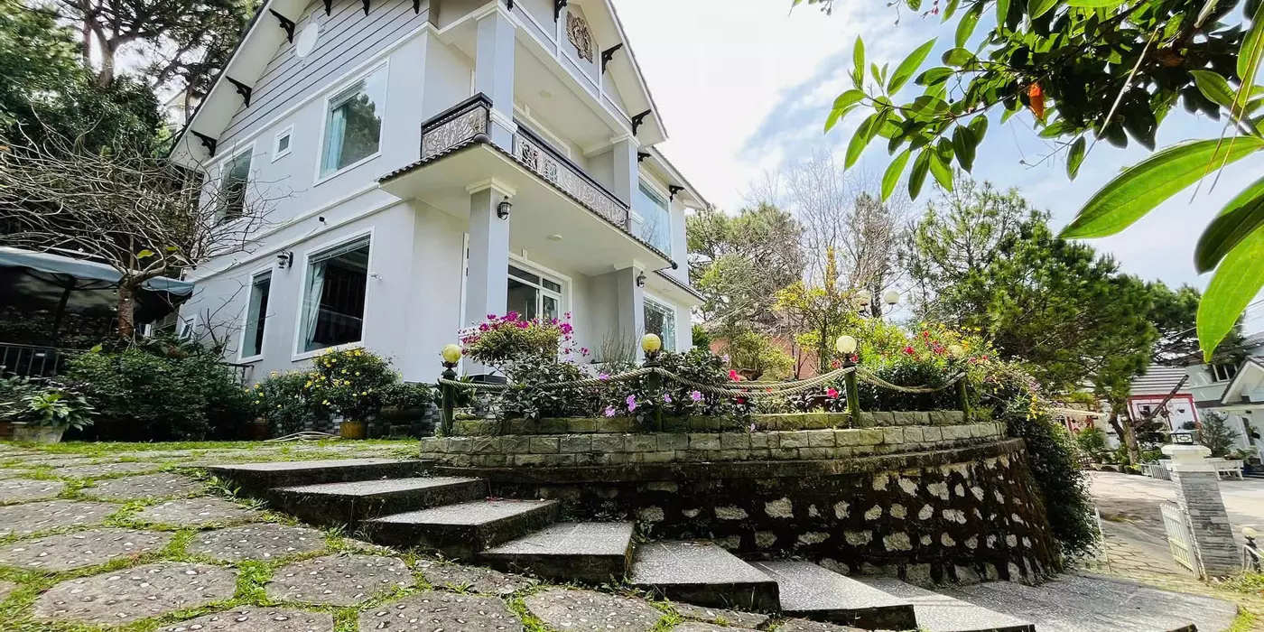 Cho thuê villa khu nghĩ dưỡng Nam Hồ Phường 11 Đà Lạt giá 35 triệu