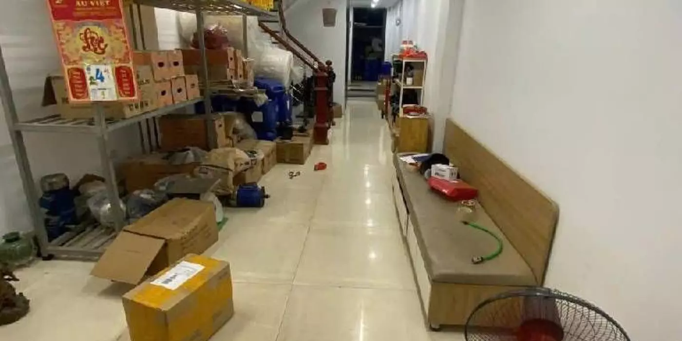Bán nhà đẹp Nguyễn Văn Cừ- Ô tô- Lô góc - 50m 6 tầng thang máy- full NT nhỉnh 14 tỷ