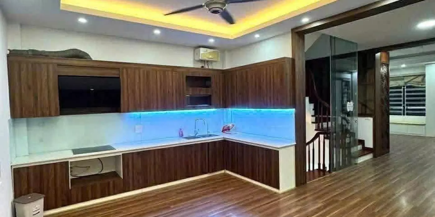 BÁN NHÀ PHÂN LÔ HOÀNG CẦU, ĐỐNG ĐA - LÔ GÓC 68M2 x 6 TẦNG - VỈA HÈ Ô TÔ TRÁNH - KINH DOANH