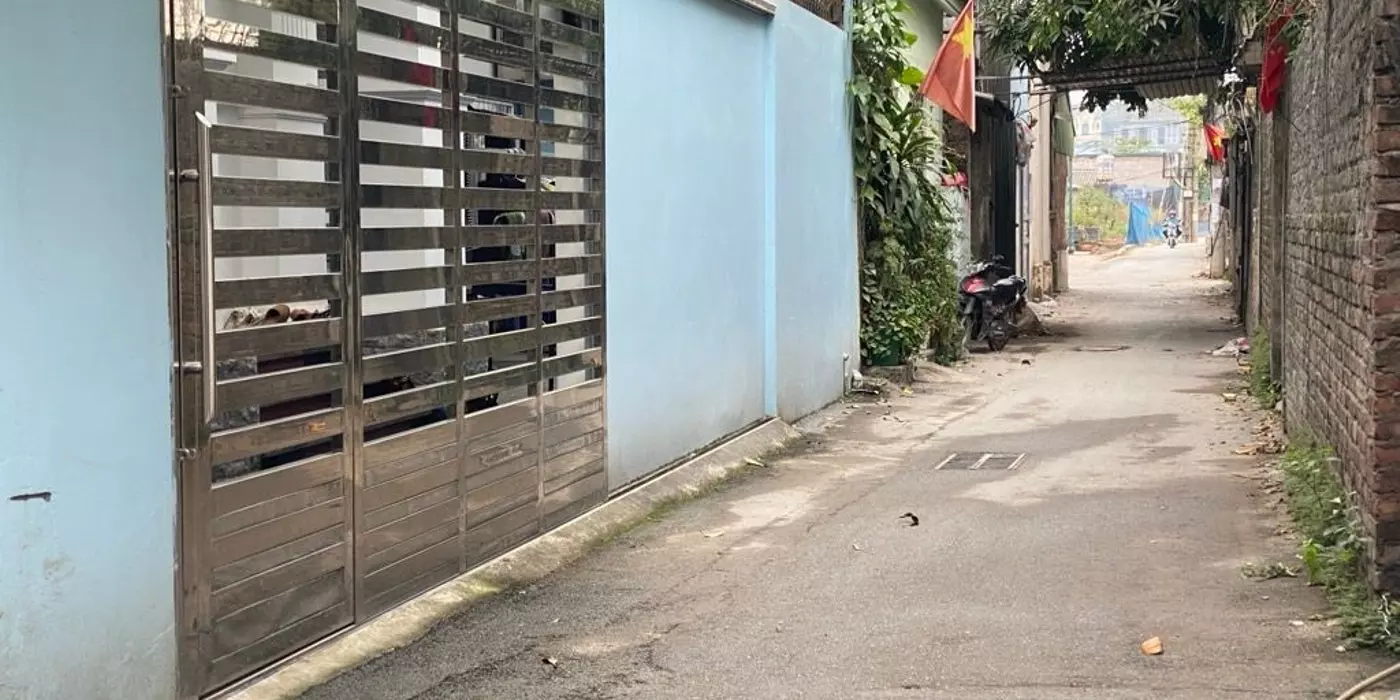 Bán đất tặng nhà C4 phố Hồng Tiến- view Cầu Trần Hưng Đạo- oto mặt tiền rộng-65m nhỉnh16 tỷ(TL)
