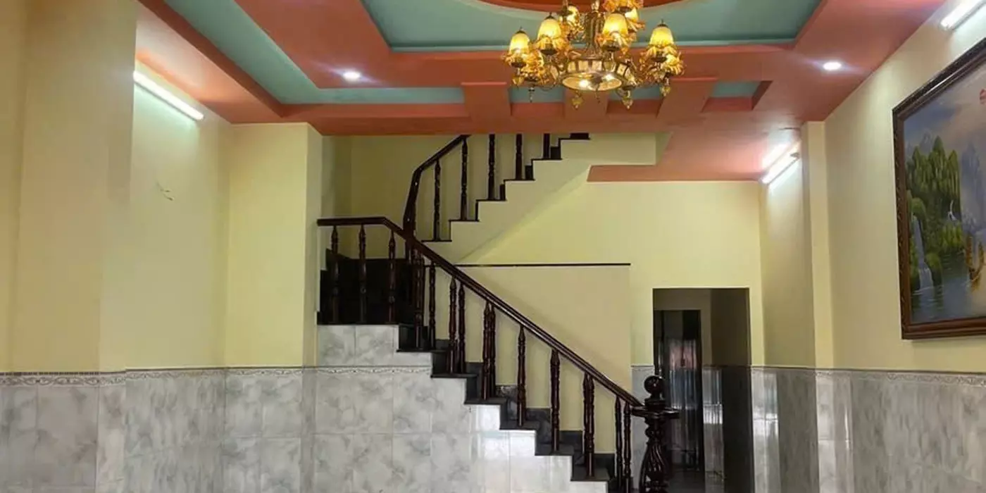 Bán nhà mặt phố 5 tầng Bình Tân: 90m2, 4PN, sổ hồng, vị trí vàng, giá 15 tỷ. Liên hệ 0935911385.
