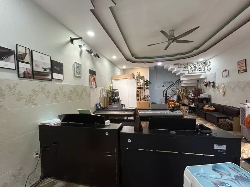 Bán nhà đường số 10, Trường Thọ, Thủ Đức, TP HCM. DT  68m2 - 7.75 tỷ - Sổ hồng - 0933125879