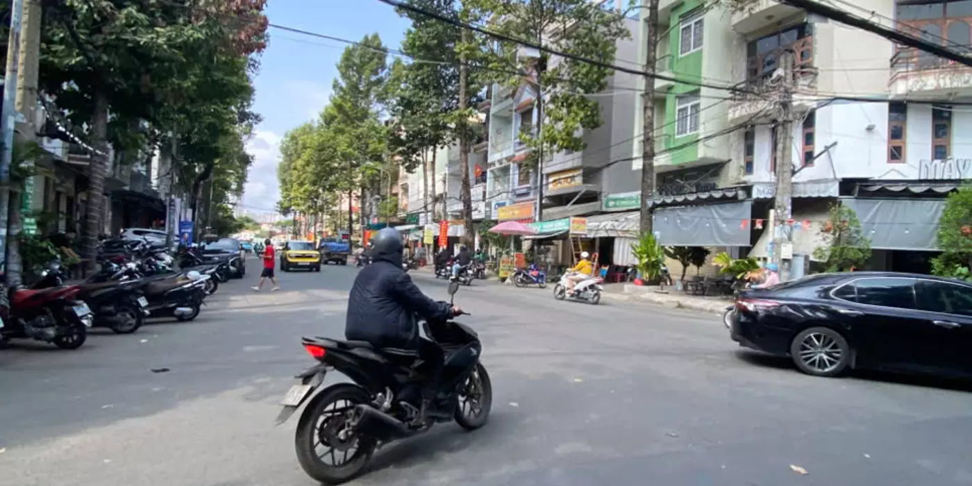 Bán nhà hẻm xe hơi Nguyễn Gia Trí, Bình Thạnh, 170m2, HDT 30tr, 23 tỷ, xây cao
