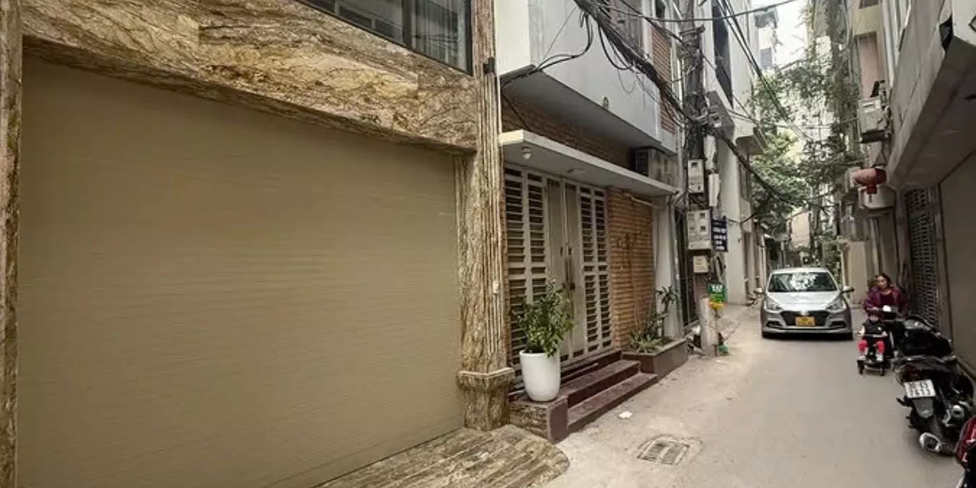 NHÀ MỚI 8 TẦNG- GA RA Ô TÔ -NGÕ THÔNG KINH DOANH Nguyễn Văn Cừ 45m2 X 17.5 Tỷ Long Biên Hà Nội.