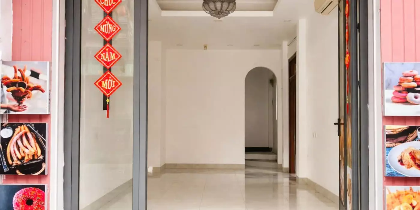 CHO THUÊ NHÀ MẶT PHỐ NGÕ TRẠM – HÀNG BÔNG – HOÀN KIẾM, HÀ NỘI CHỈ 30TR/ THÁNG