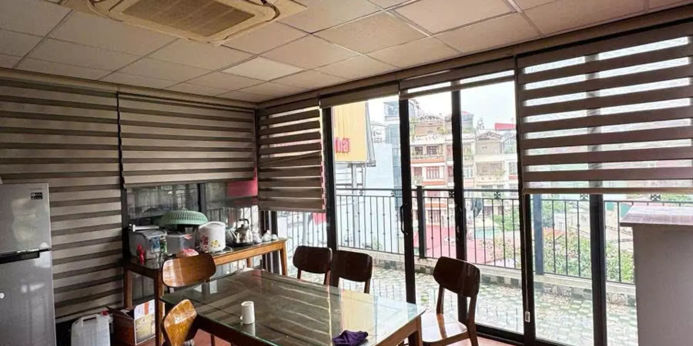 BÁN MẶT PHỐ HOÀNG VĂN THÁI 90Mx6T, MT 5M - THANG MÁY - CHO THUÊ 50TR/TH