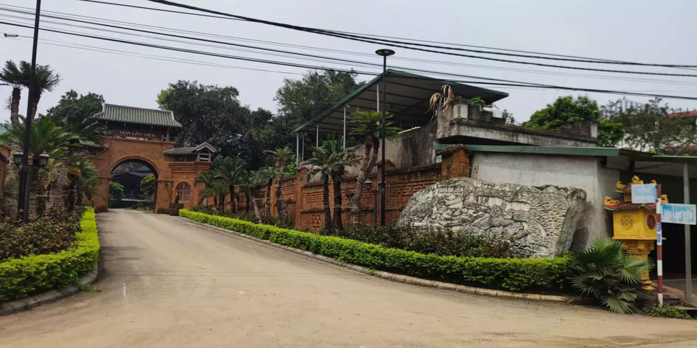 BÁN ĐÂT ĐỒNG BÈN – QUỐC OAI 451 m2,MT 13,5 M MẶT ĐƯỜNG NHỰA, 9 TỶ
