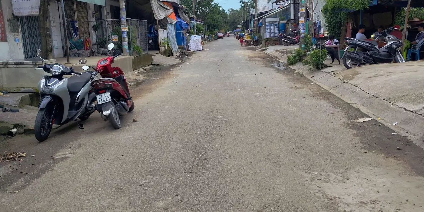 CẦN BÁN 100M2 ĐẤT TRONG KHU TÁI ĐỊNH CƯ TÂN TẠO