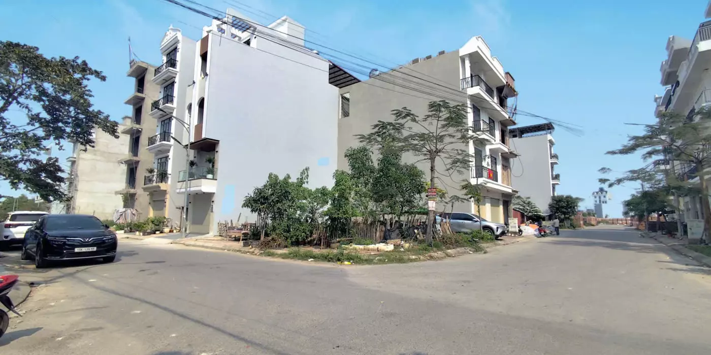 LÔ GÓC ngã 4 siêu đẹp - TĐC Vĩnh Niệm - 51m - Ngang 5m - Đường 12m