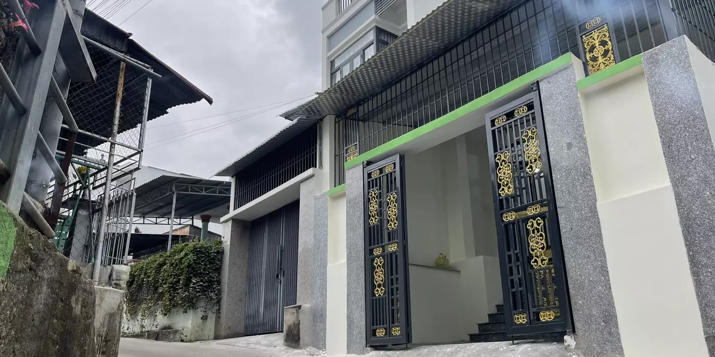 Nhà 2 tầng Vĩnh Hải Nha Trang – ô tô vào tận nơi – DT 133m² – gần biển 2,3km – 4,5 tỷ