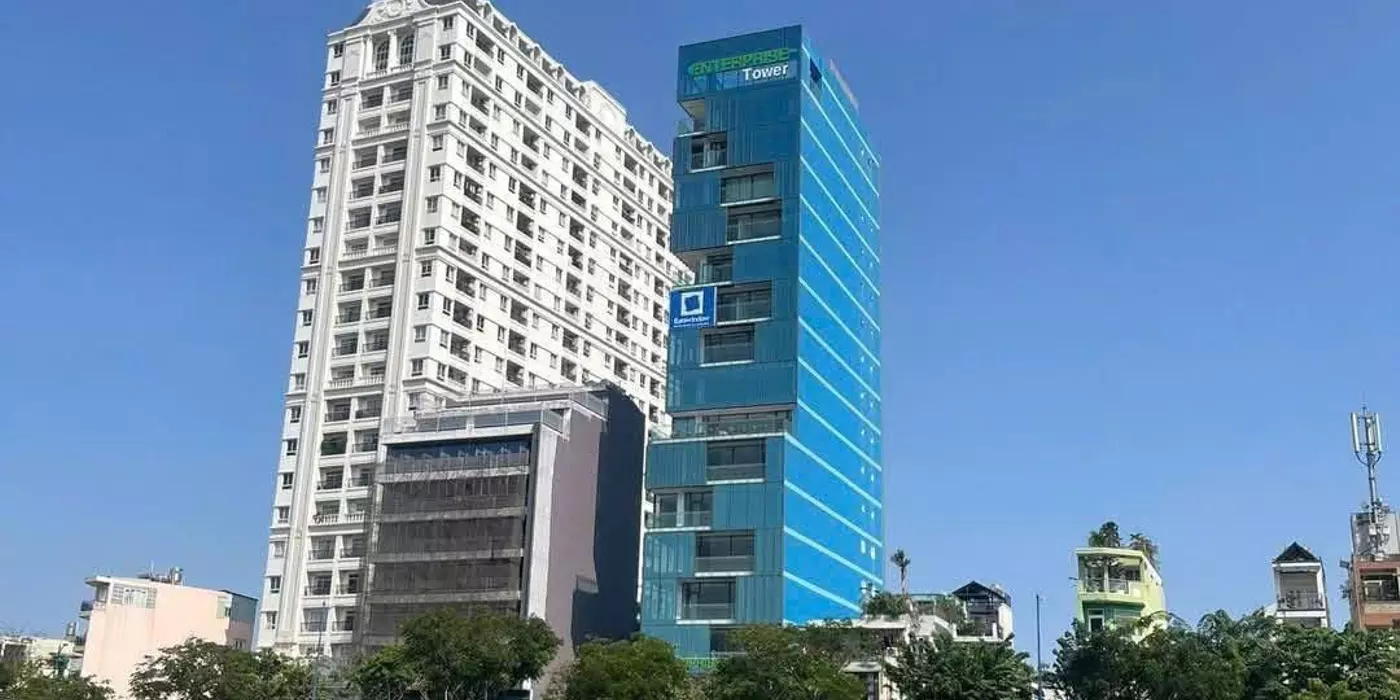 BÁN TÒA NHÀ 18 TẦNG GÓC 3 MẶT TIỀN KINH DOANH ĐƯỜNG BẾN VÂN ĐỒN QUẬN 4 - DOANH THU 2,8 TỶ/THÁNG