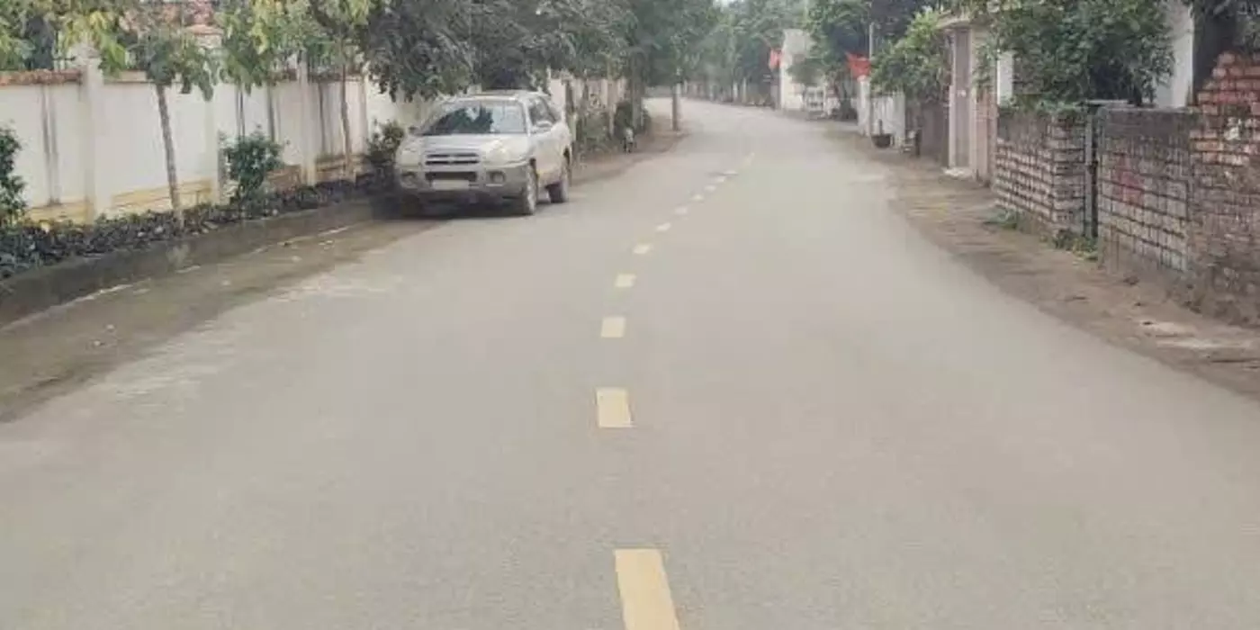 Chính chủ cắt lỗ đất gần QL21 sổ đỏ sẵn liên hệ ngay.