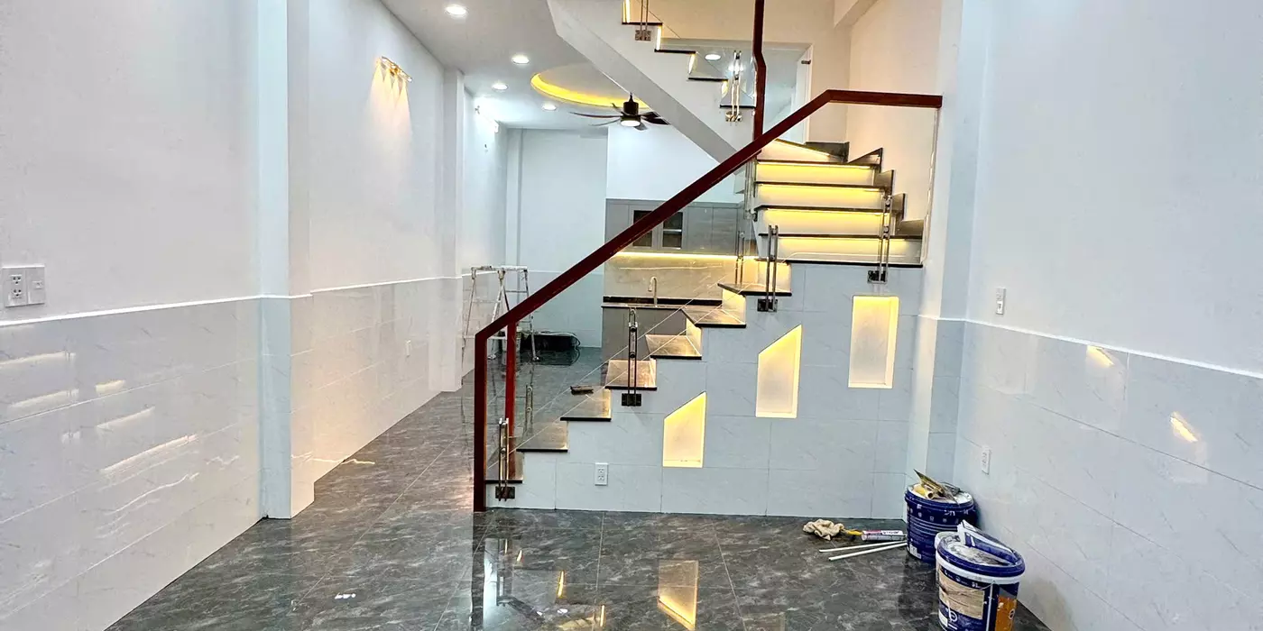 Nhà mới 2lầu/ST hẻm 154 Âu Dương Lân P3Q8 (P.Chánh Hưng)